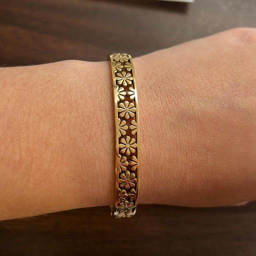 Flora kada bracelet (baby size)