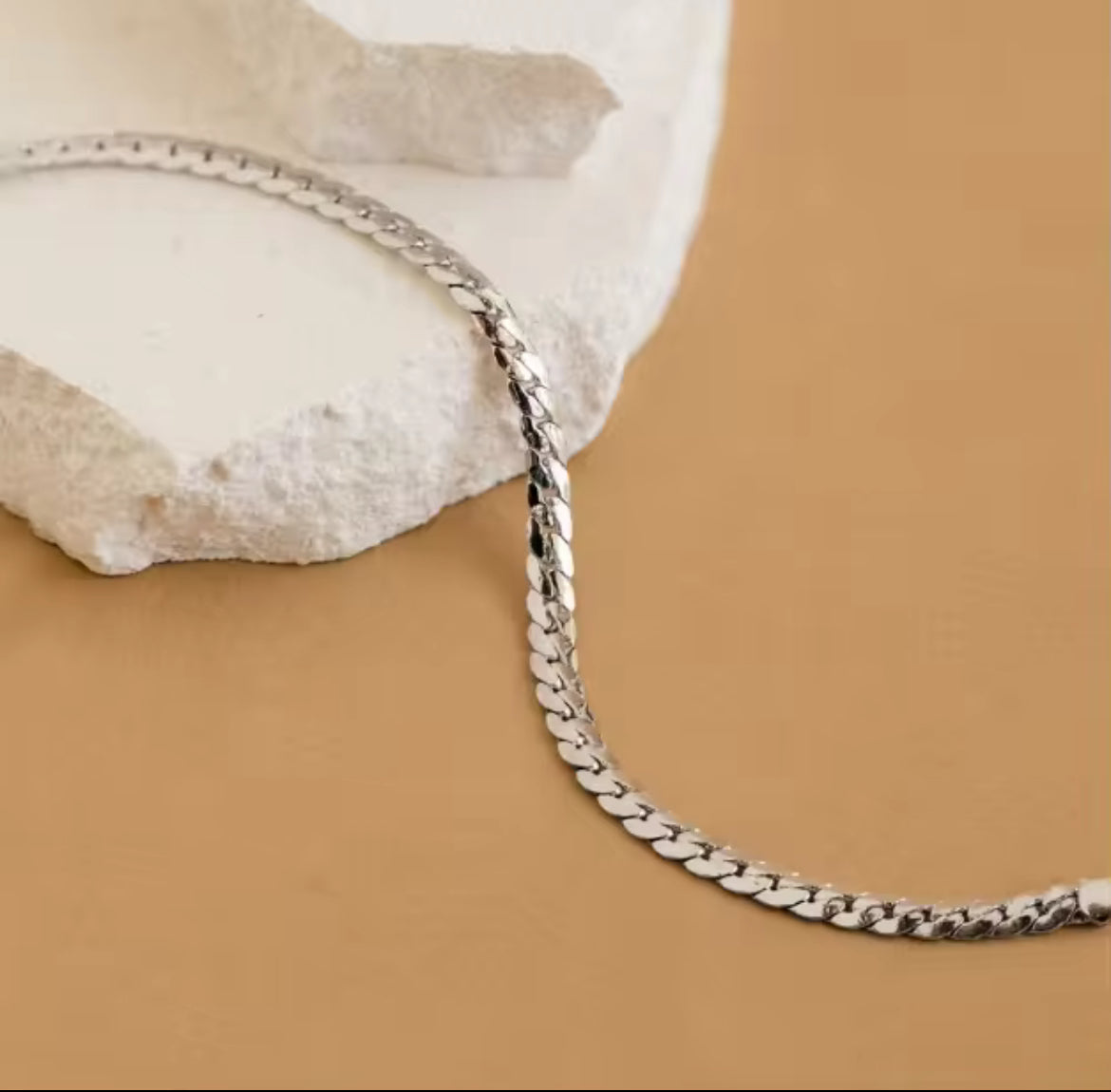 Minimal bracelet