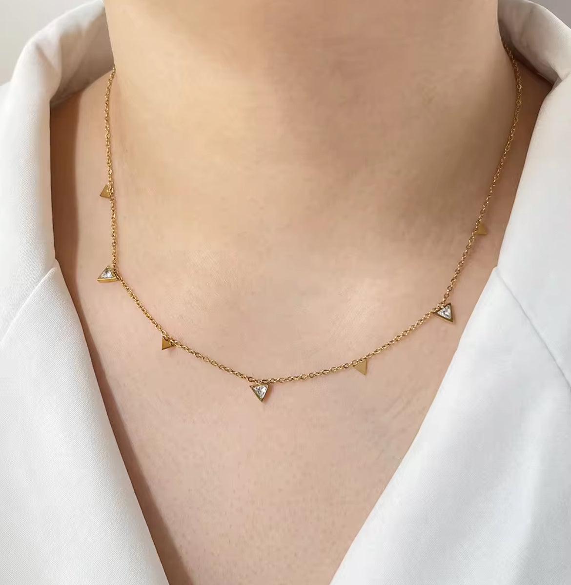 Triara necklace