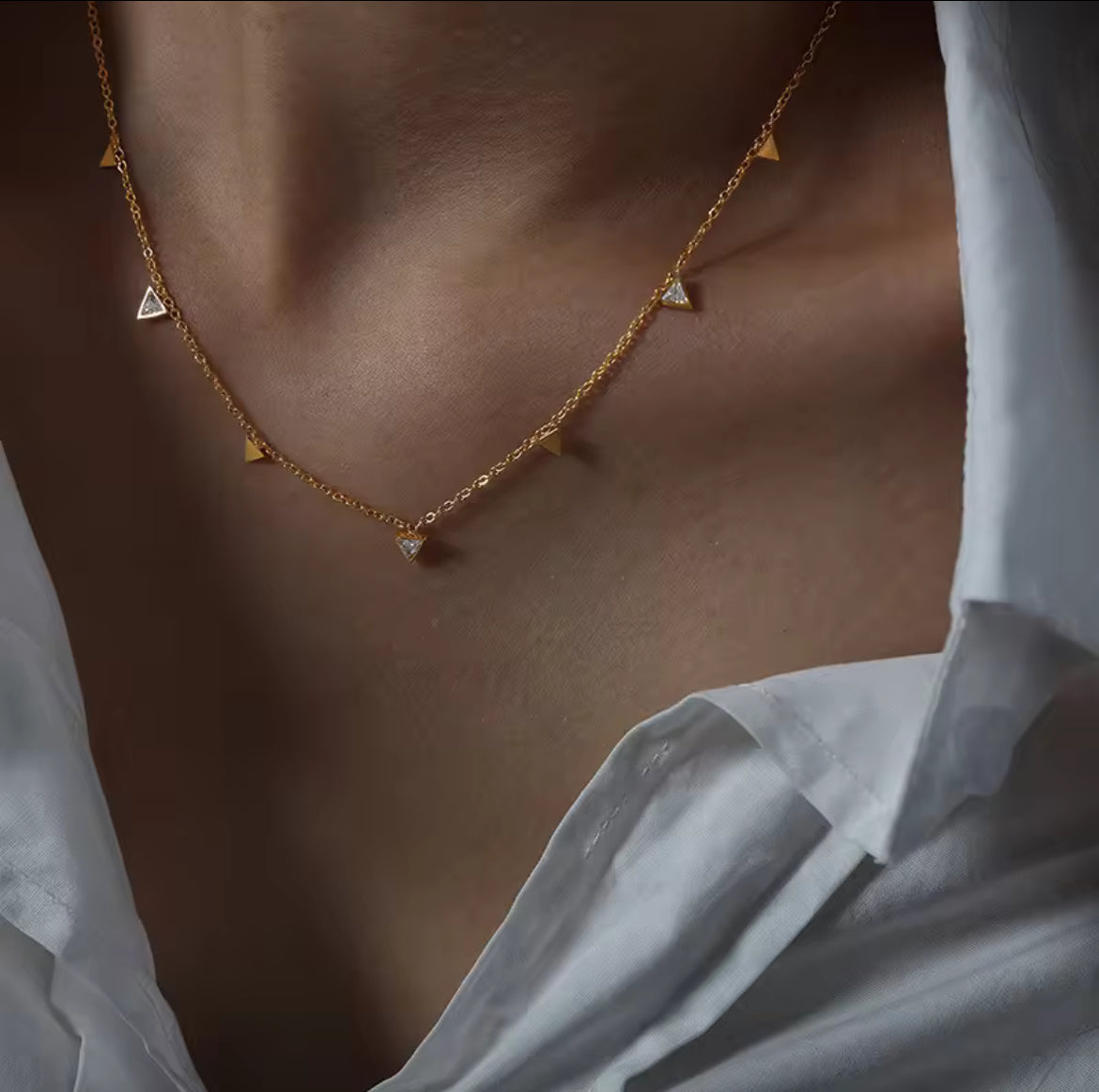 Triara necklace