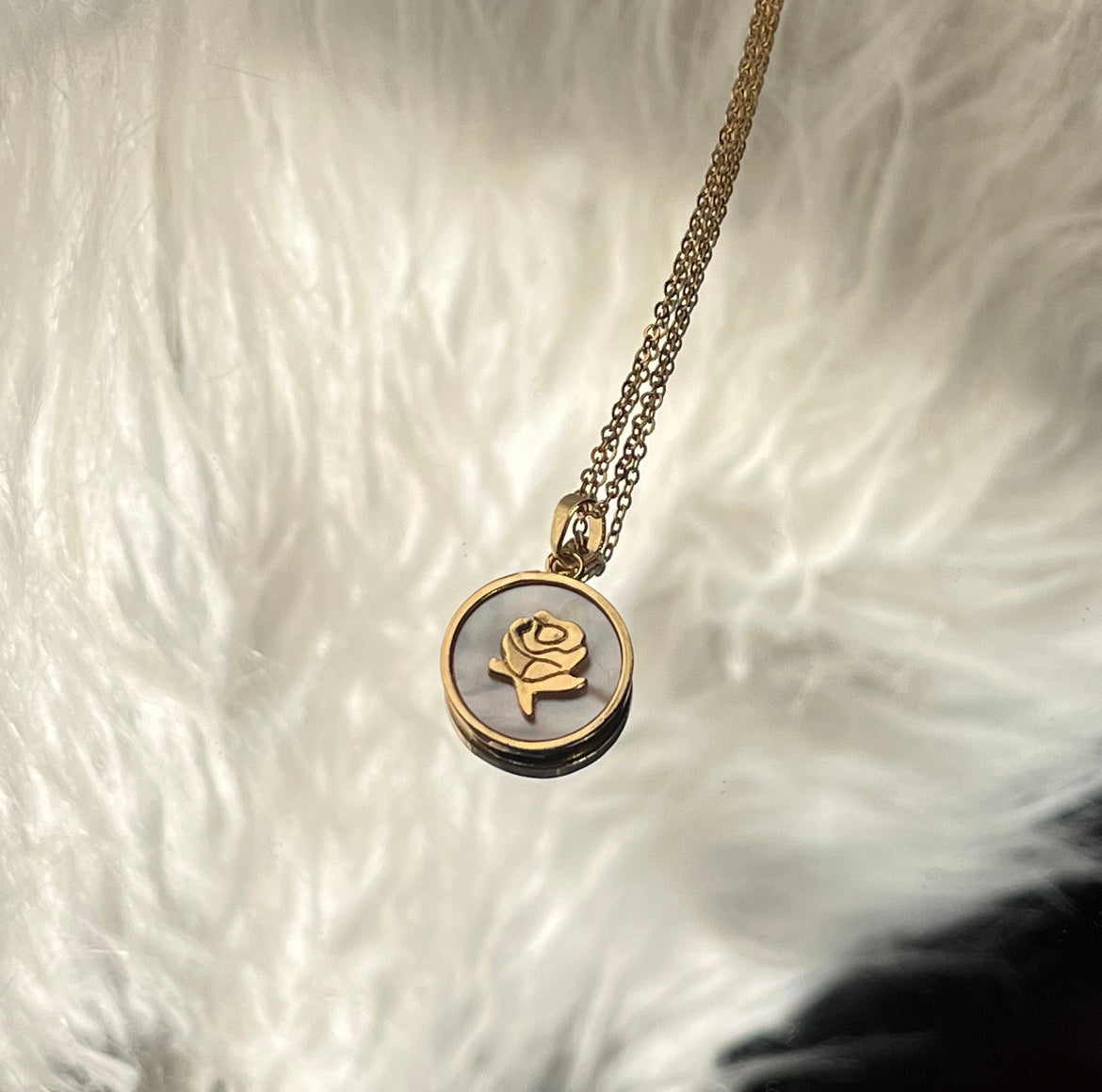 Rose necklace