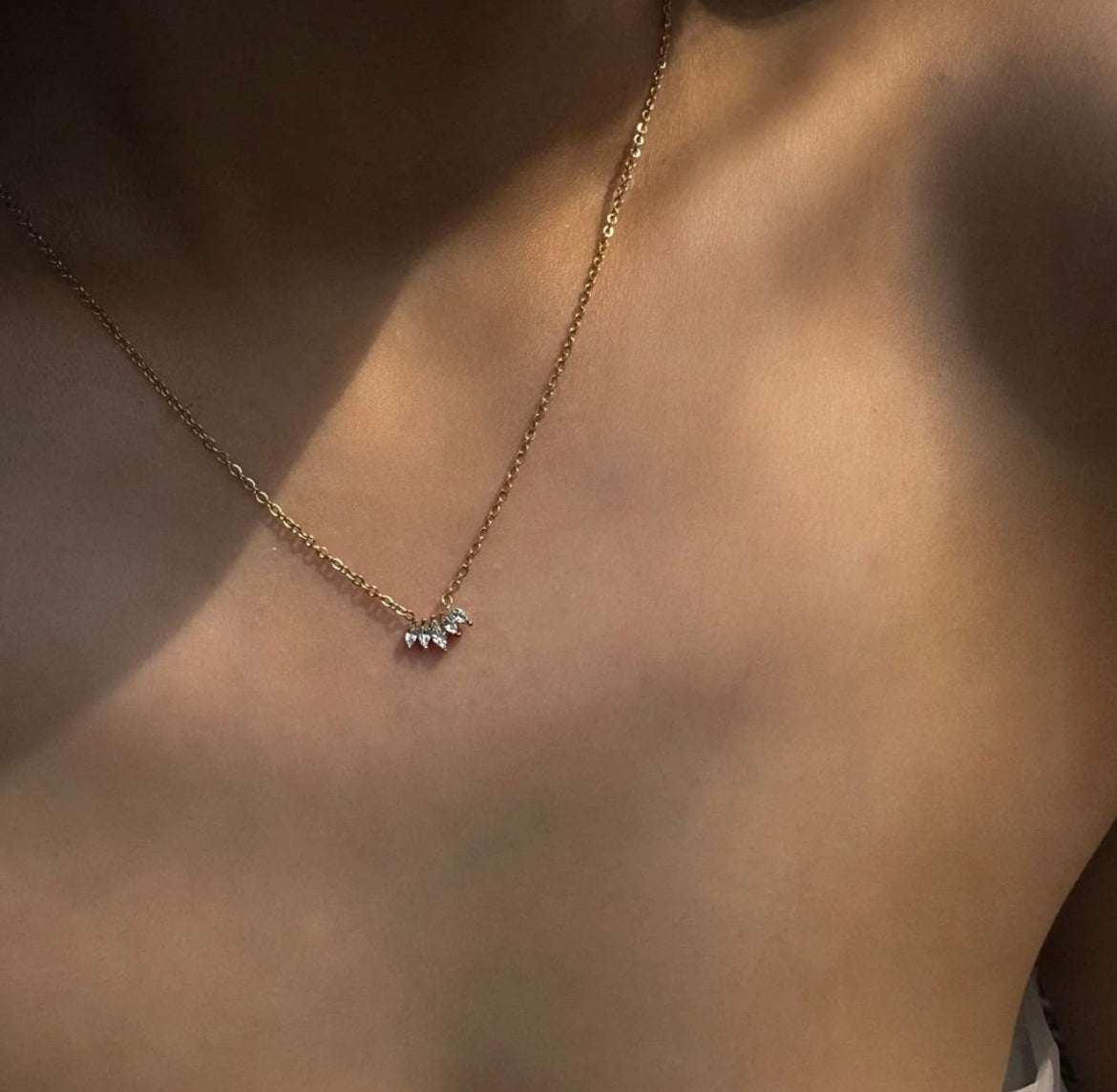 Dainty necklace
