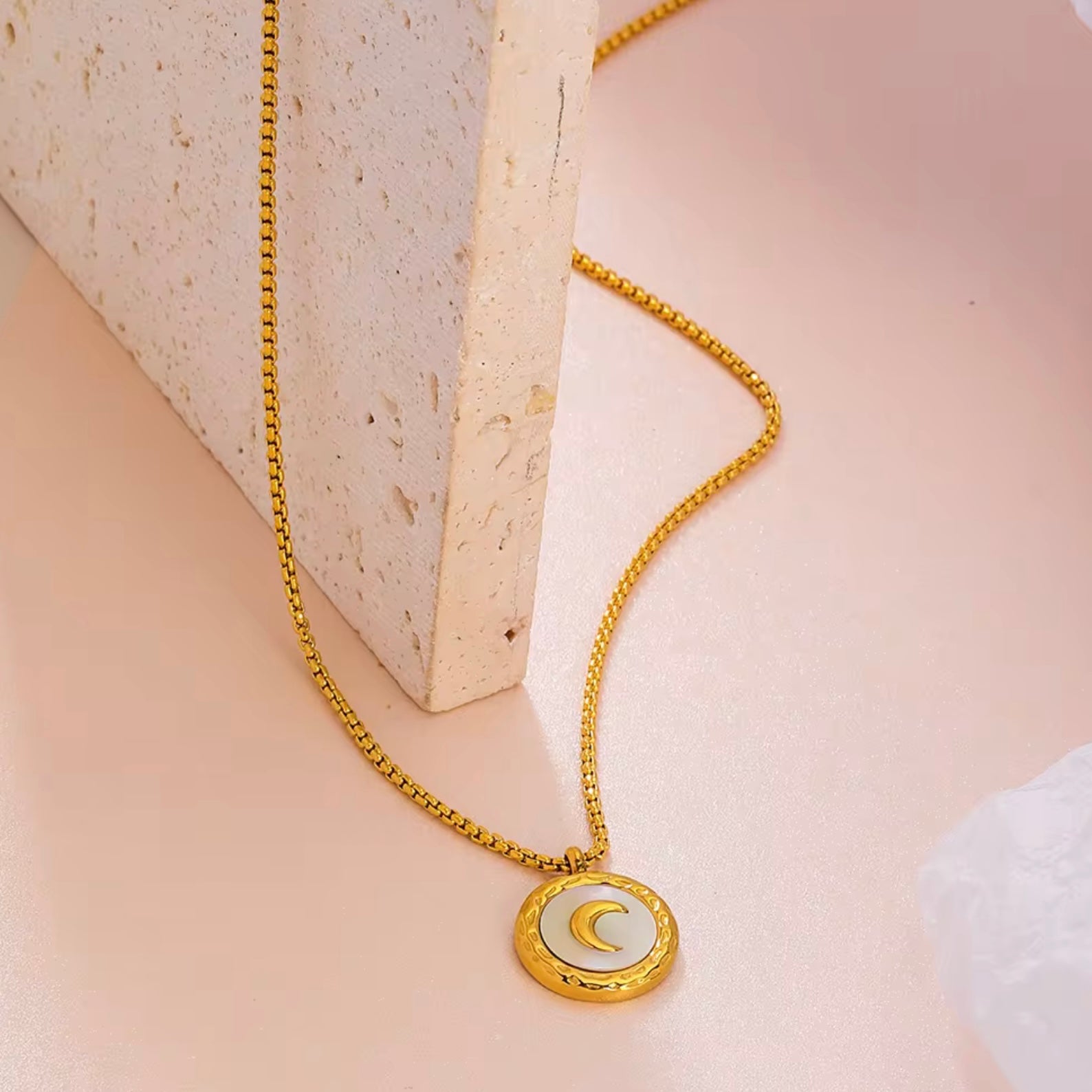 Selene moon necklace