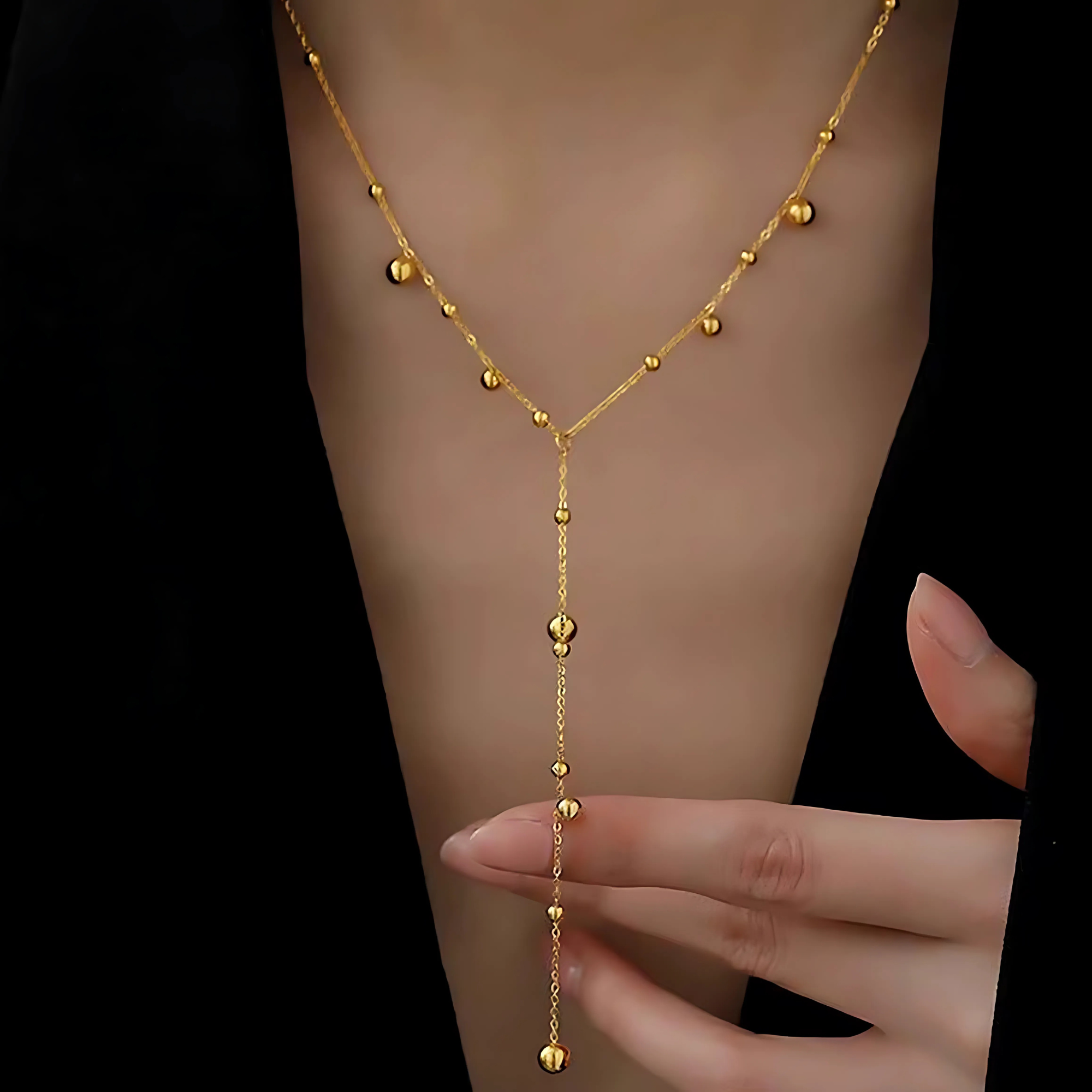 Long dainty necklace
