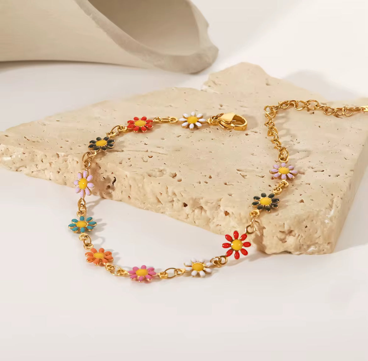 Daisy bracelet
