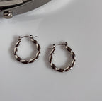 Silver snow hoops