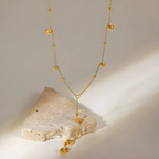 Long dainty necklace
