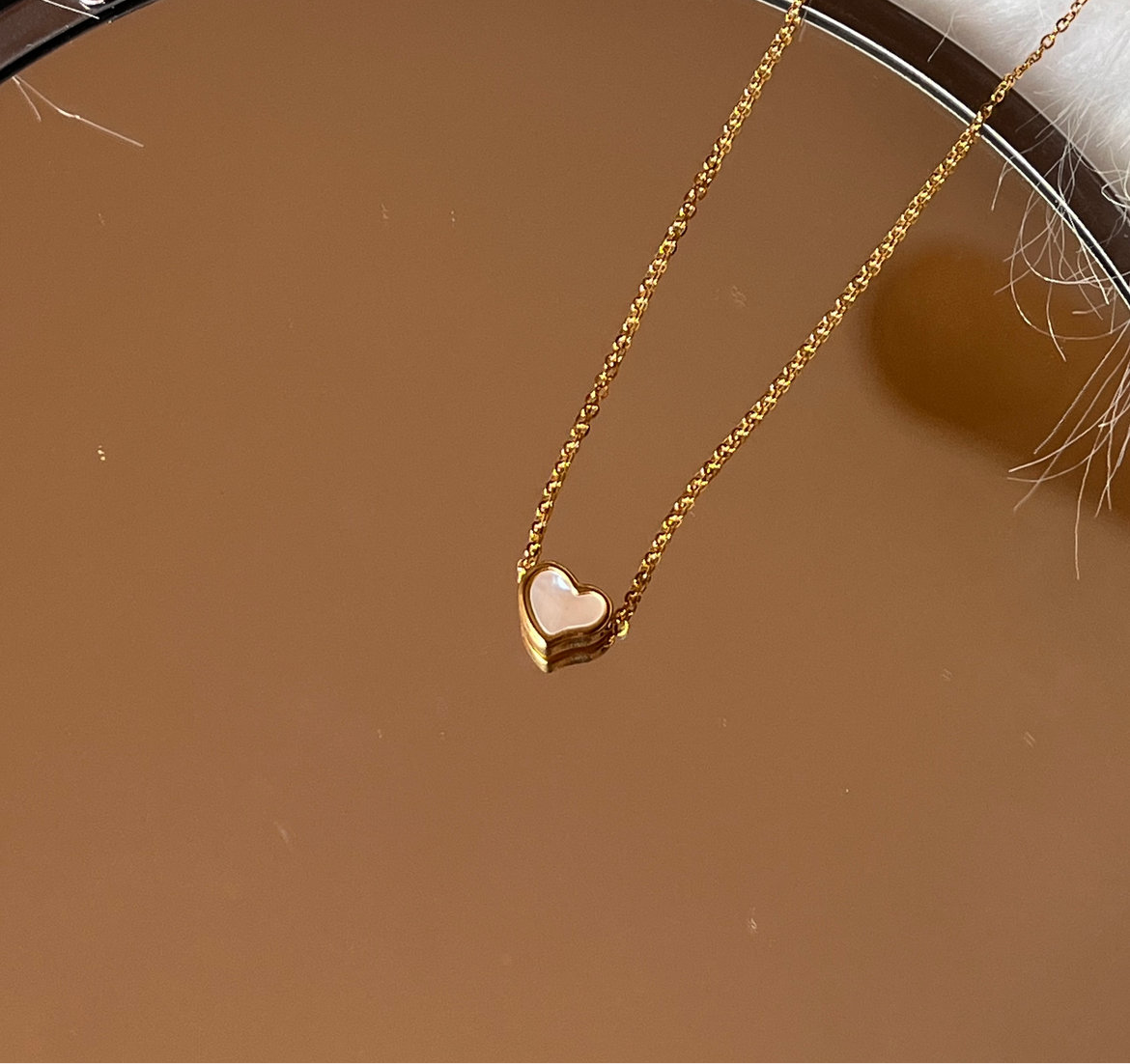 Mini heart necklace