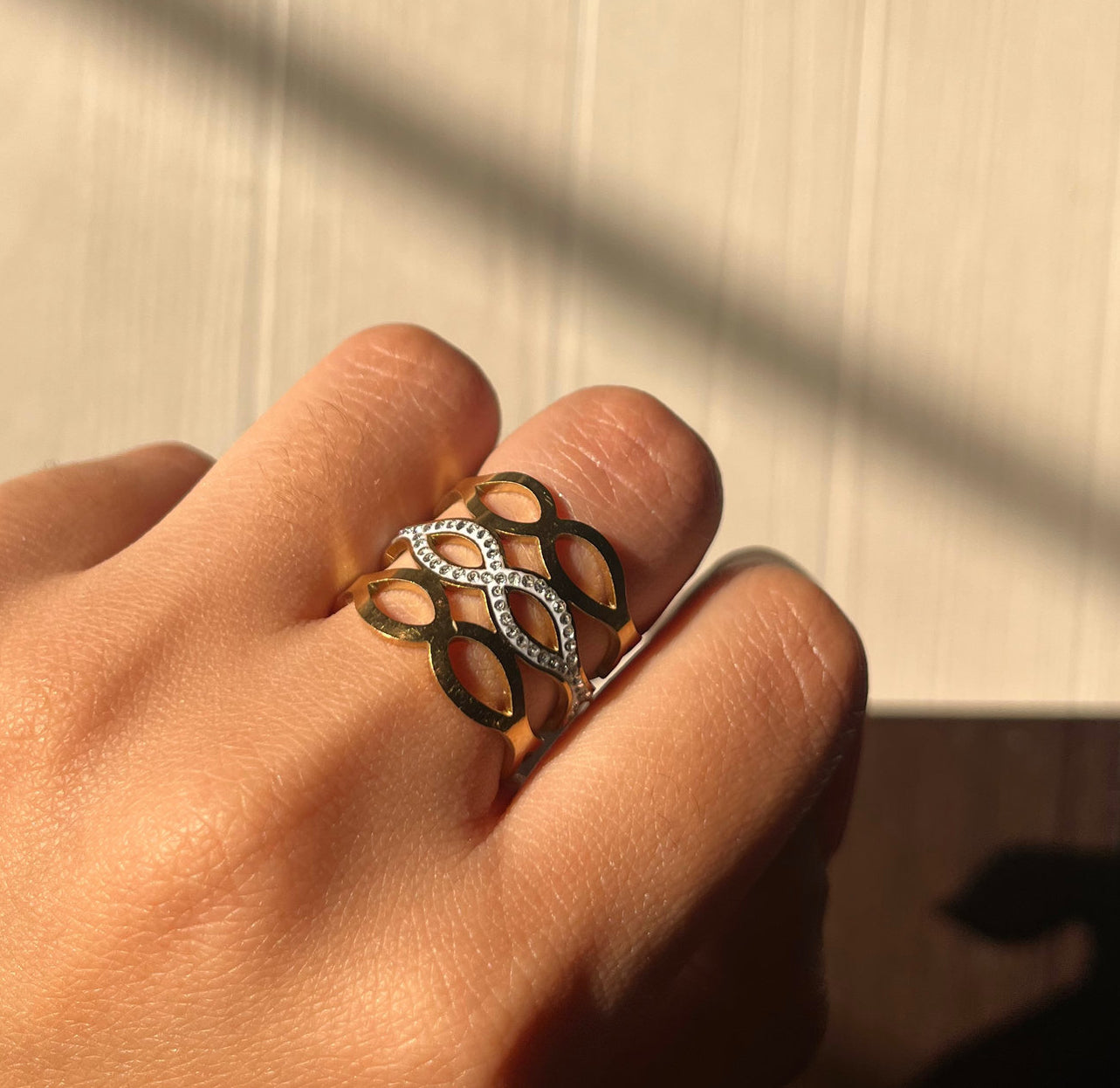 Shaila ring