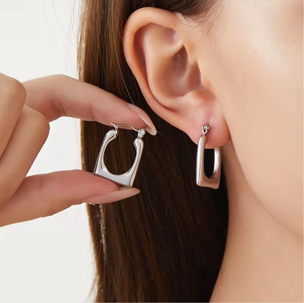 Chandana hoops