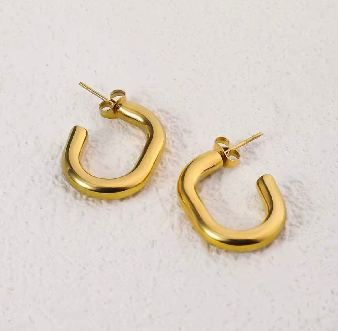 Shubhi hoops