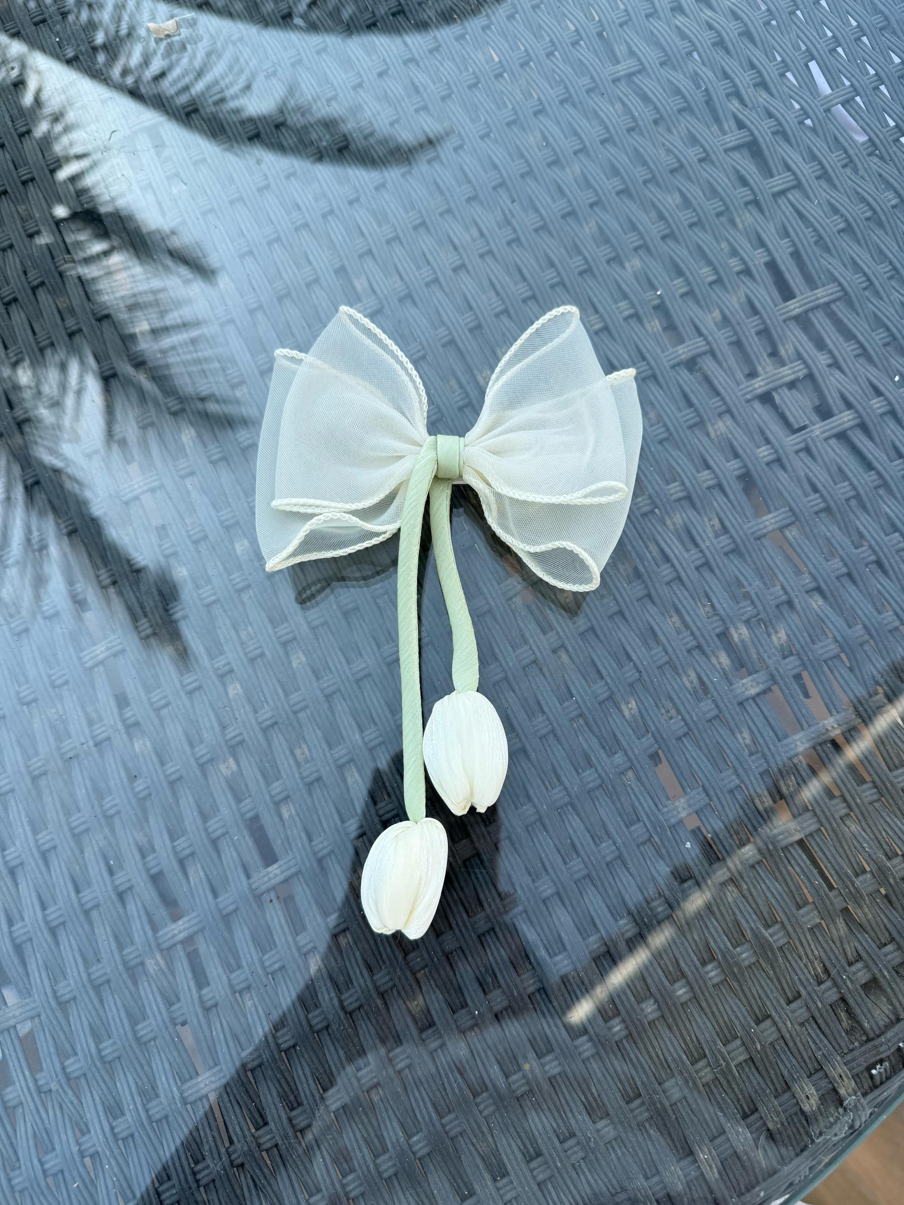 Tulip bow / bag charm