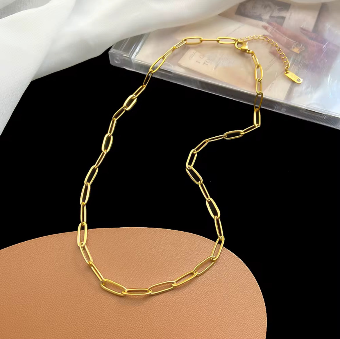Extra longgggg chain necklace