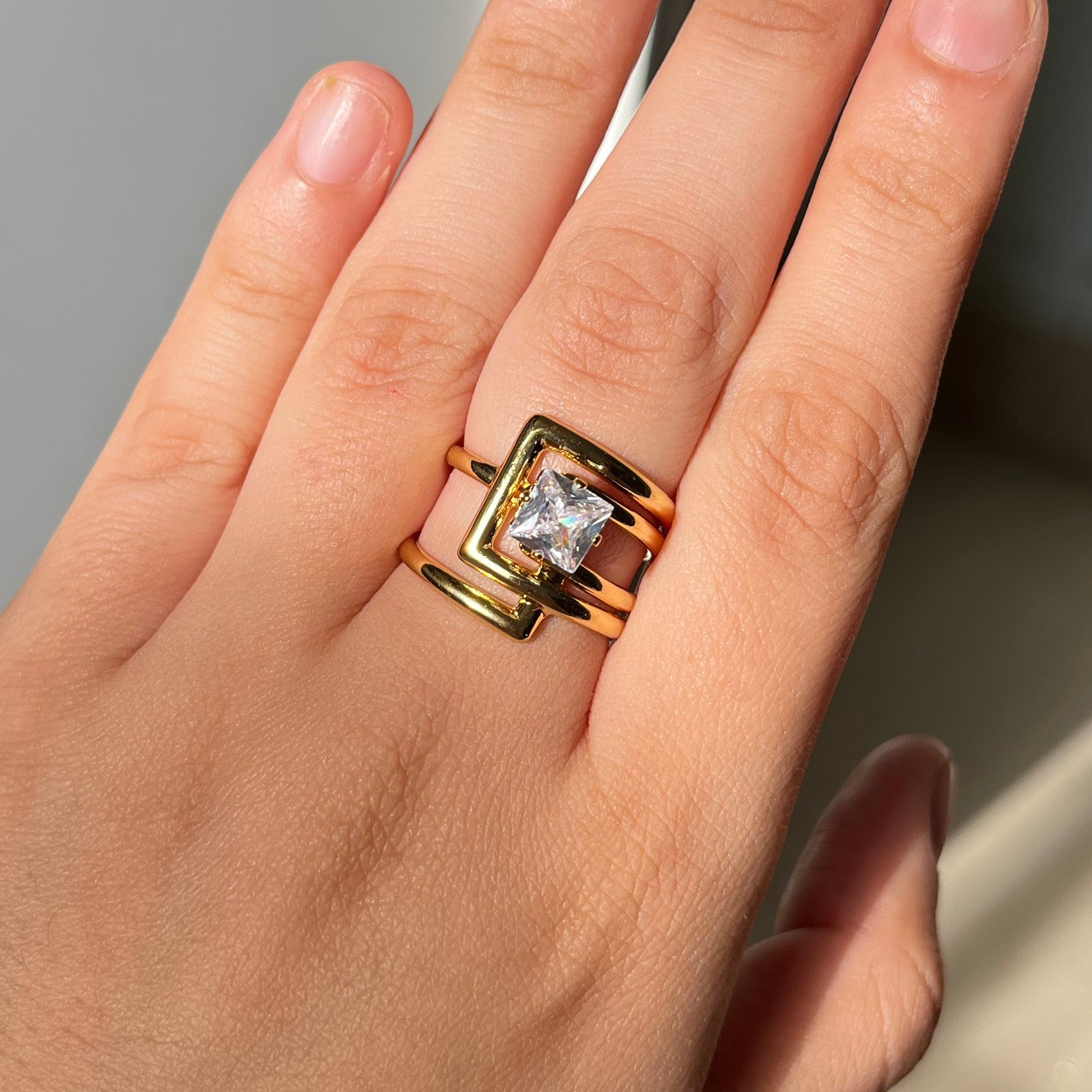 Rie ring