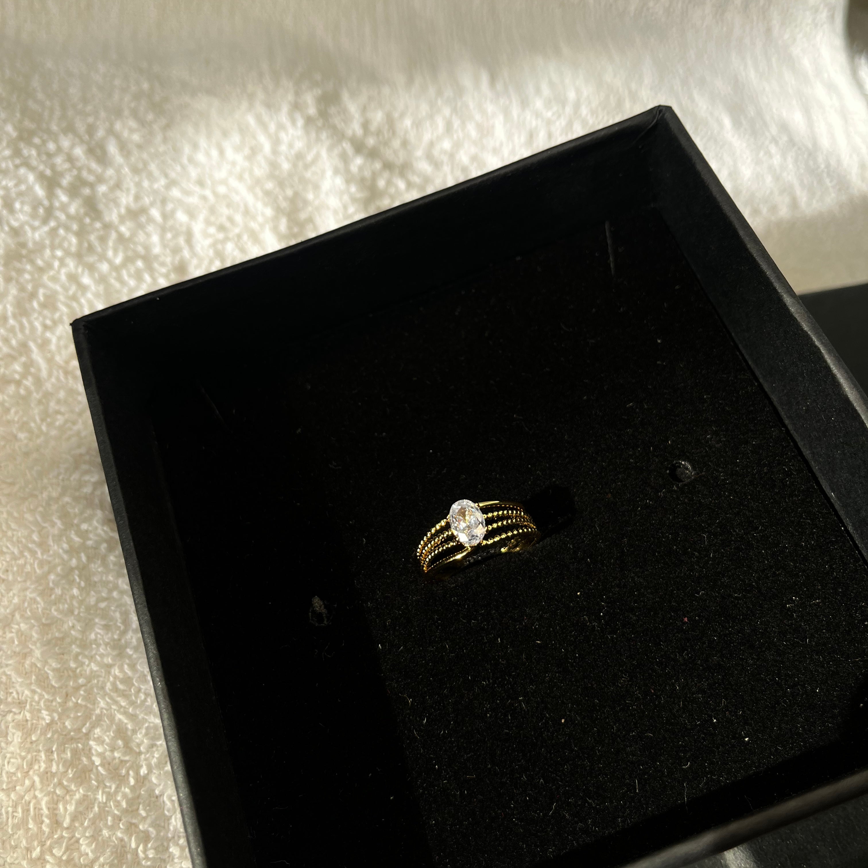 Isha ring