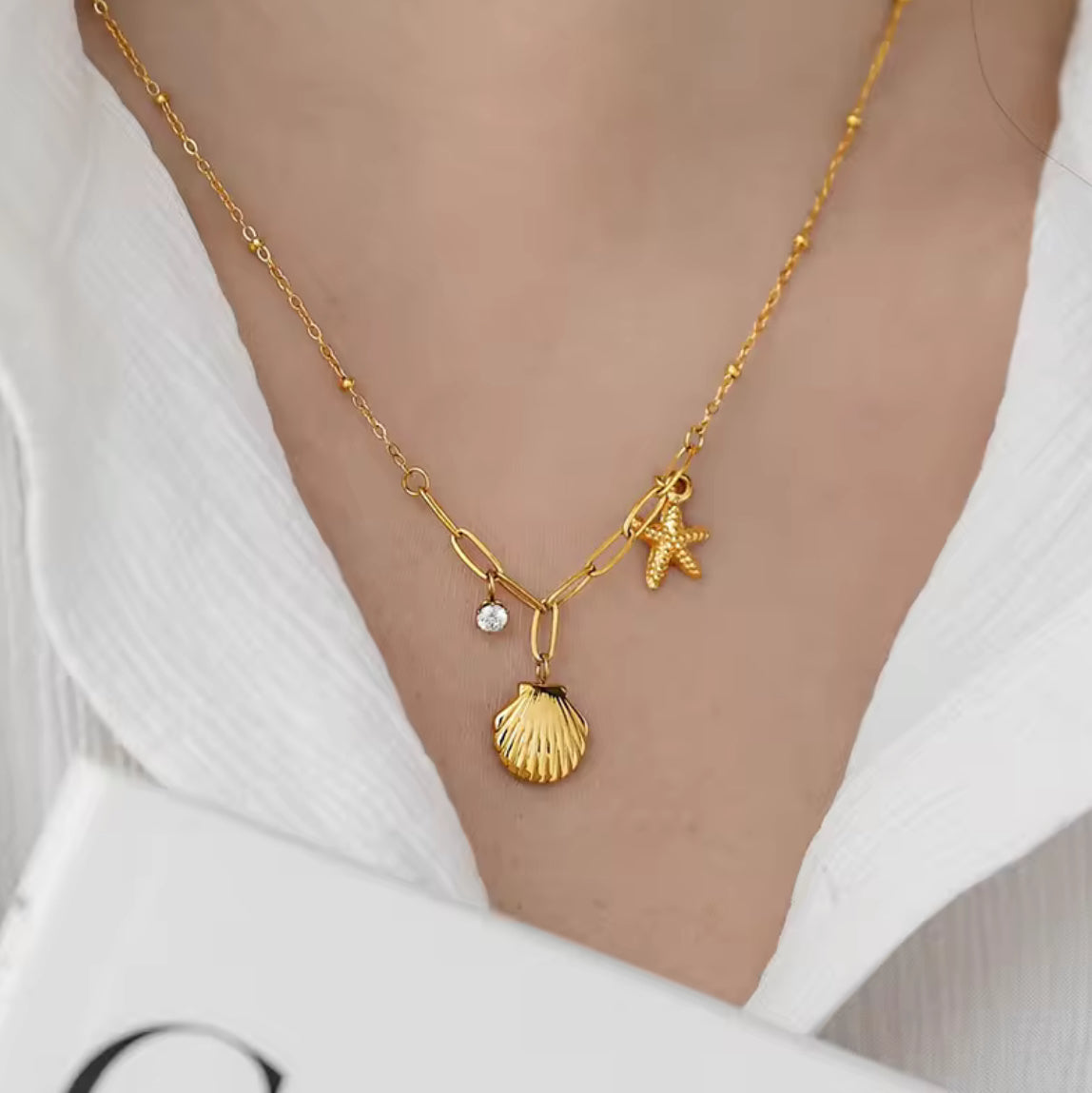 Beach necklace
