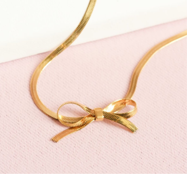 Bow chocker necklace