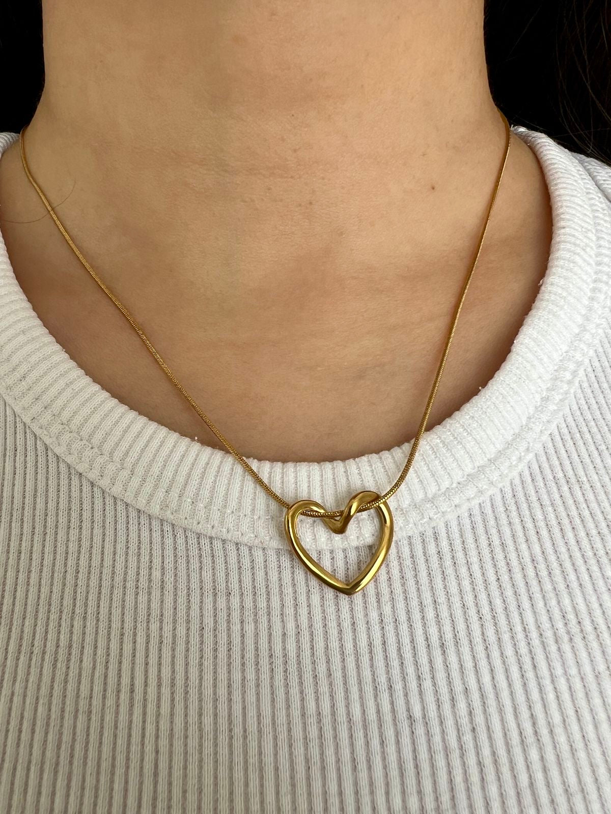 Dil necklace