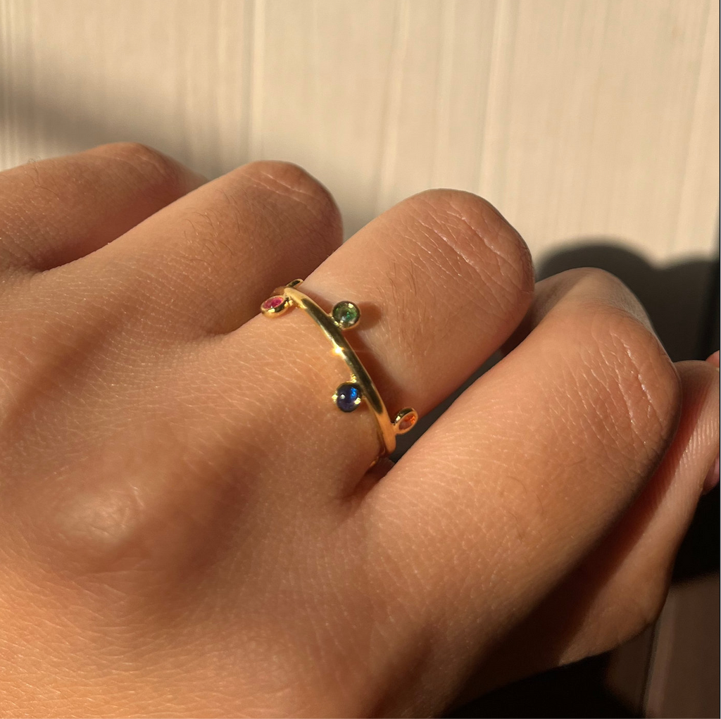 Gems ring