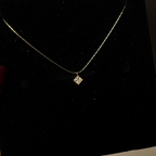 Dainty necklace