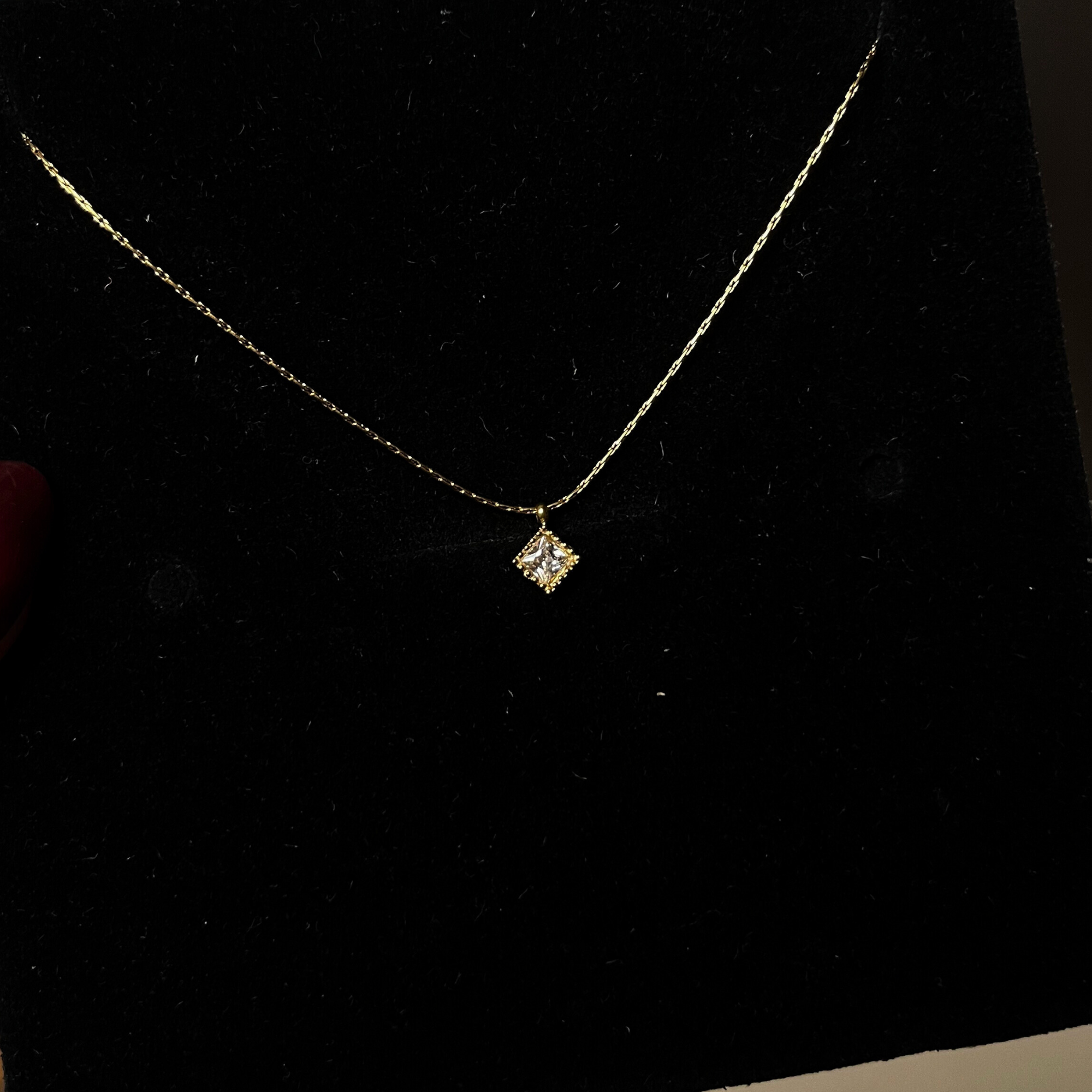 Dainty necklace