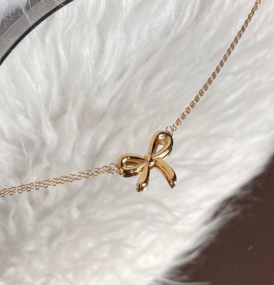 Bow bracelet