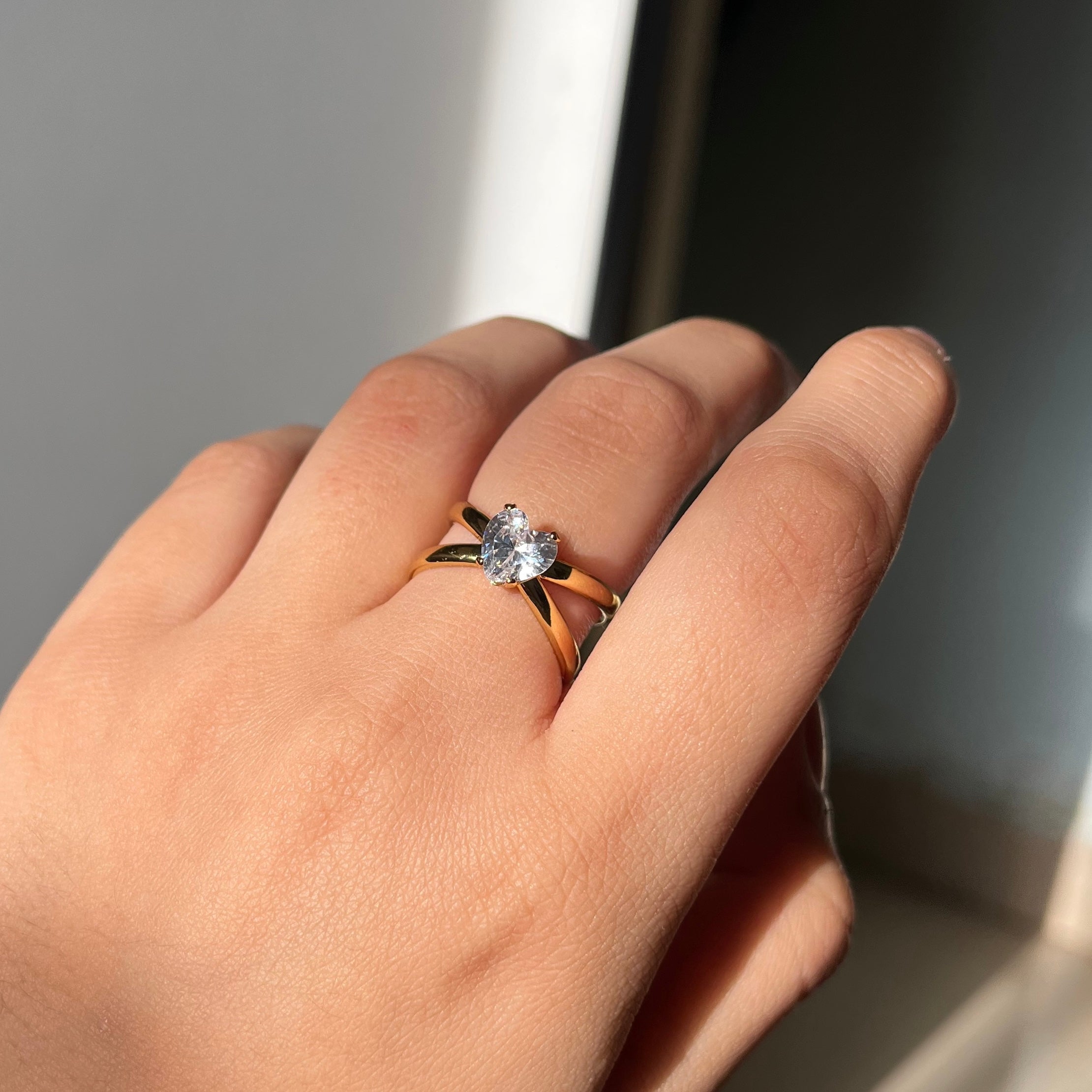 Ivy ring