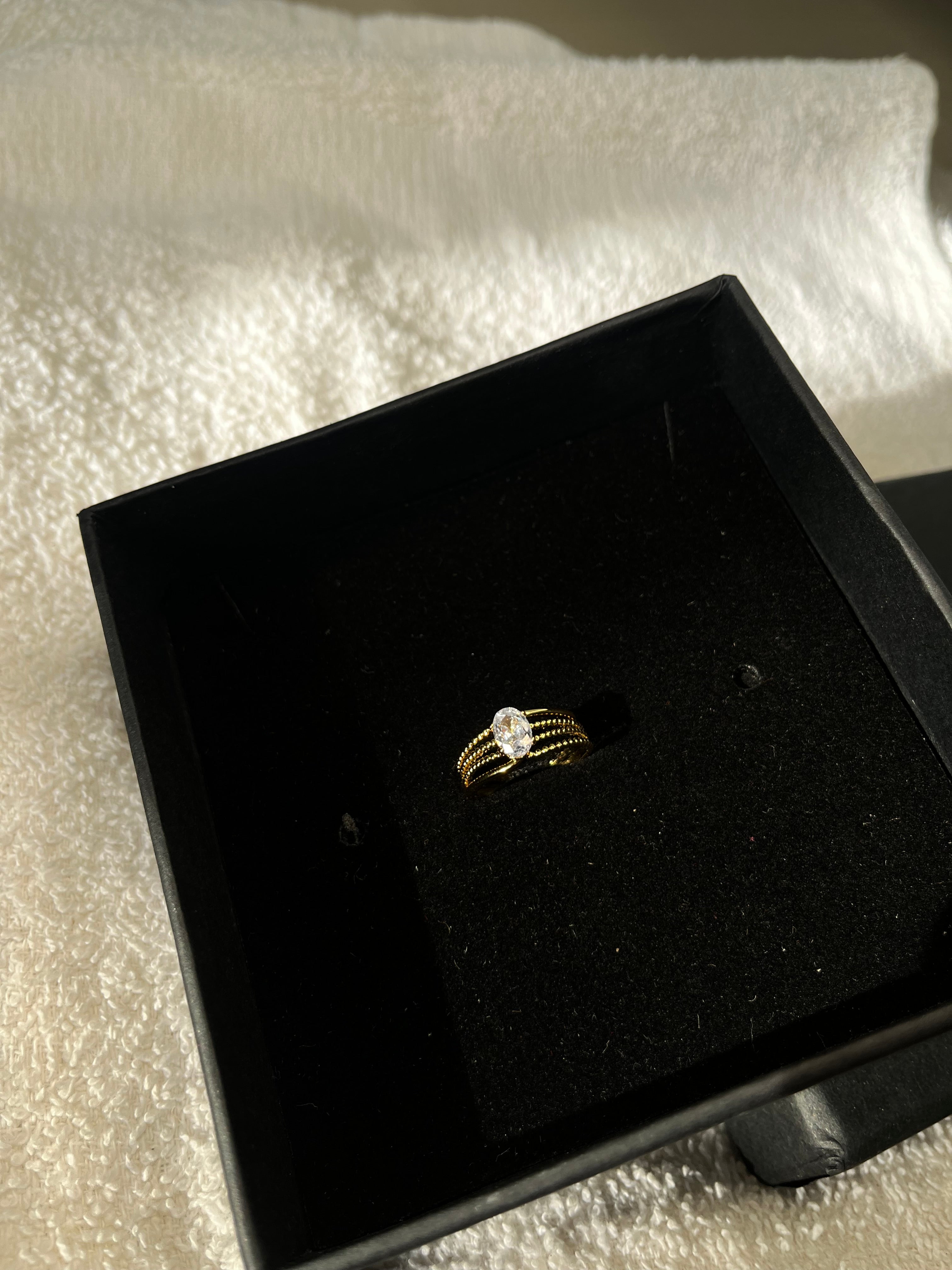 Isha ring