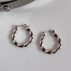 Silver snow hoops
