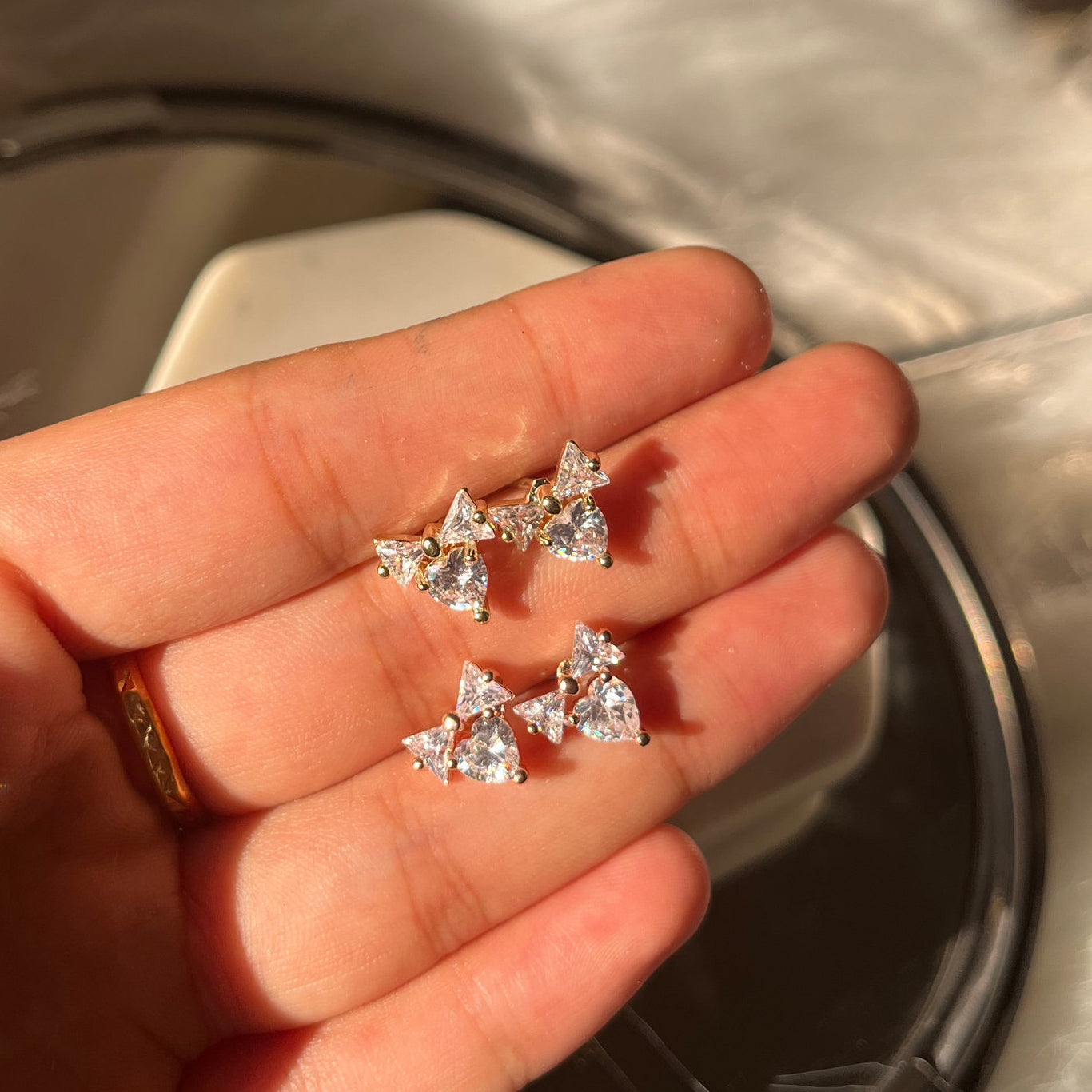 Bow studs
