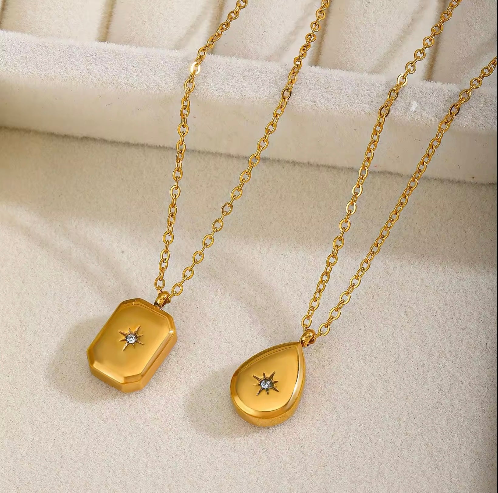 Star of awn necklace