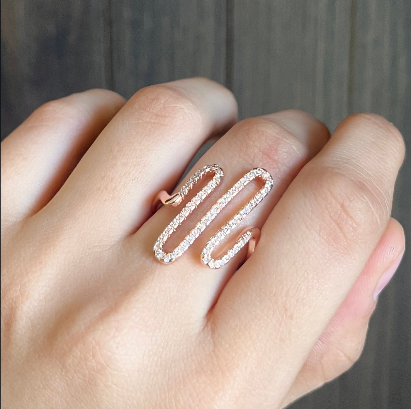 Wave ring