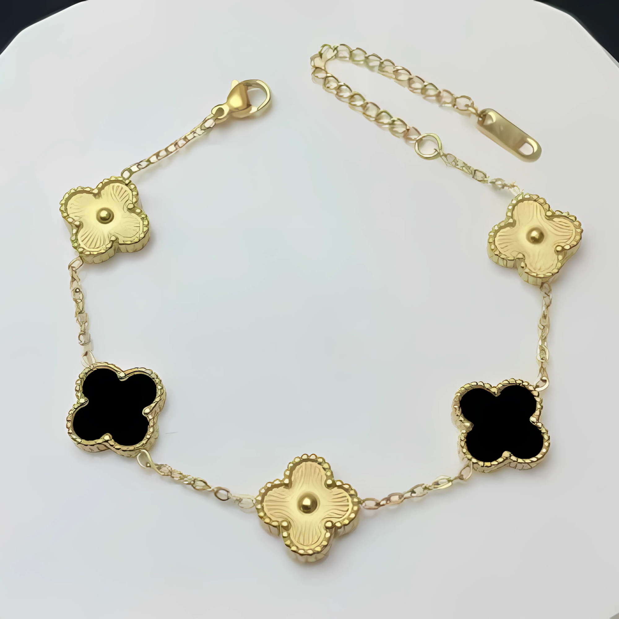 Dual clover bracelet