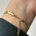 Snake bracelet